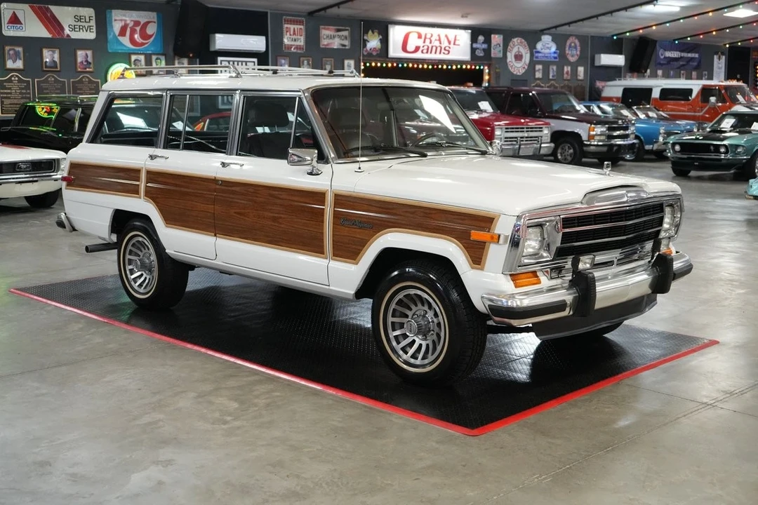1989 Jeep SJ Wagoneer - Image 8 of 21