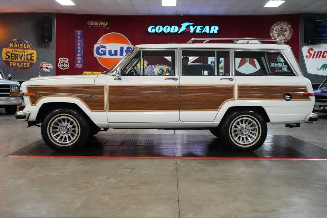 1989 Jeep SJ Wagoneer - Image 20 of 21