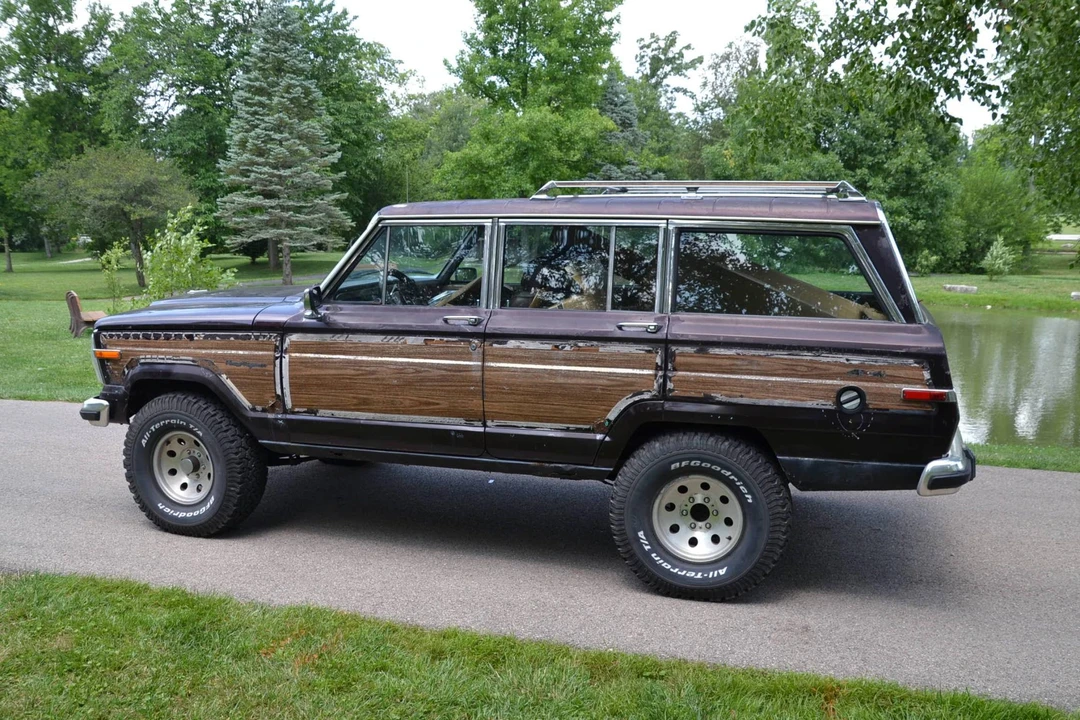 1989 Jeep SJ Grand Wagoneer - Image 3 of 31