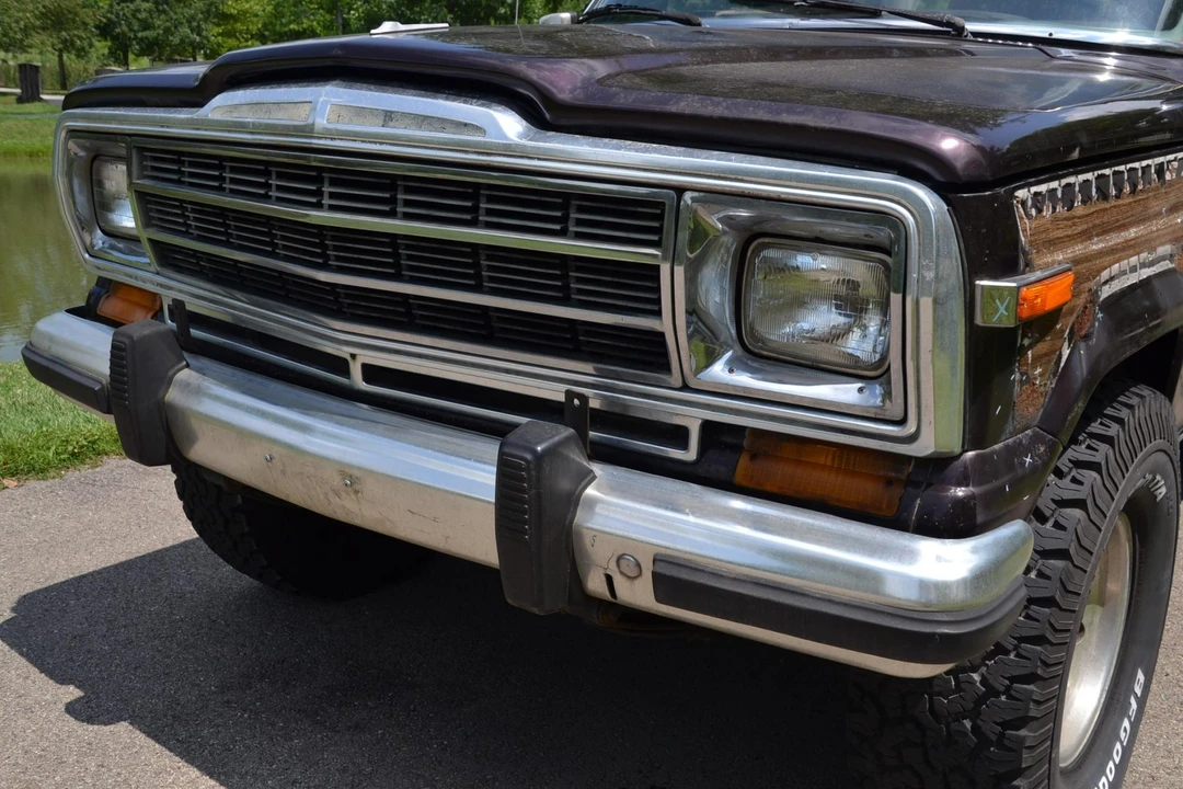1989 Jeep SJ Grand Wagoneer - Image 21 of 31