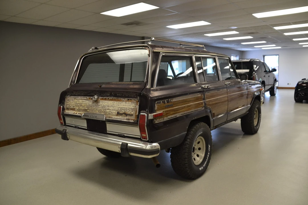 1989 Jeep SJ Grand Wagoneer - Image 16 of 31
