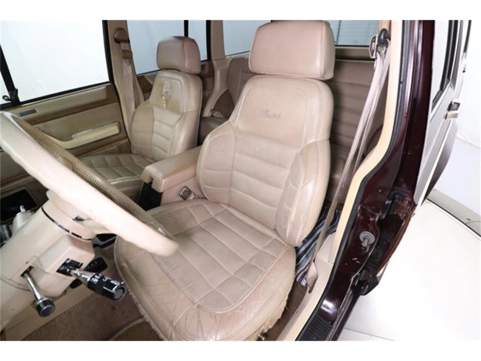 1989 Jeep SJ Wagoneer - Image 17 of 31