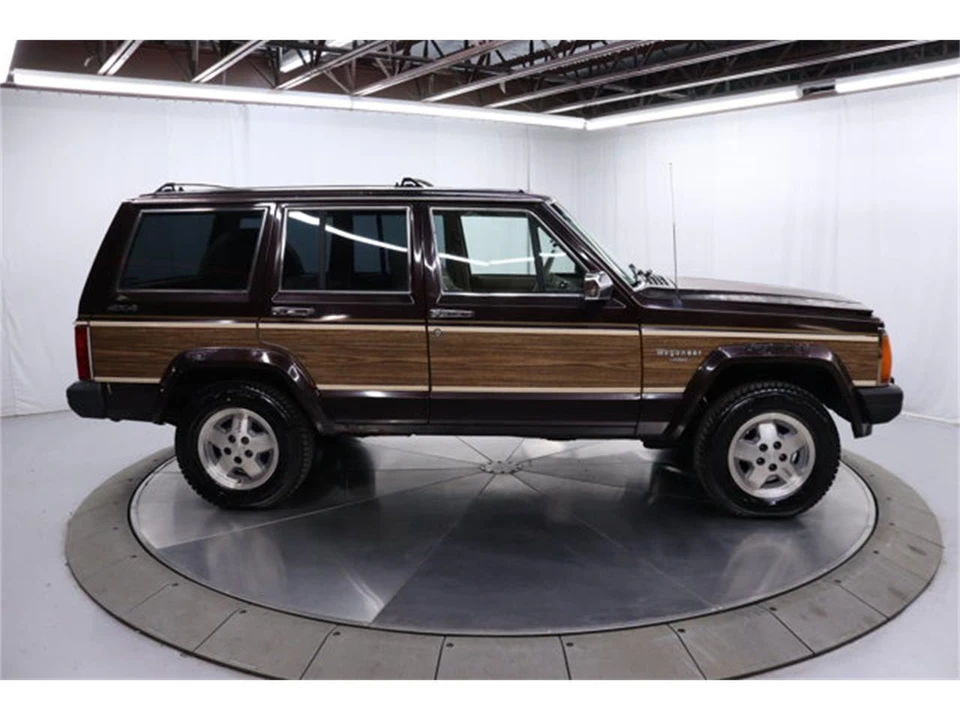 1989 Jeep SJ Wagoneer - Image 8 of 31