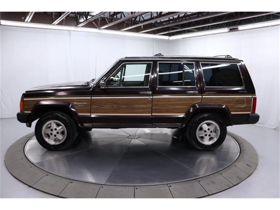 1989 Jeep SJ Wagoneer - Image 4 of 31