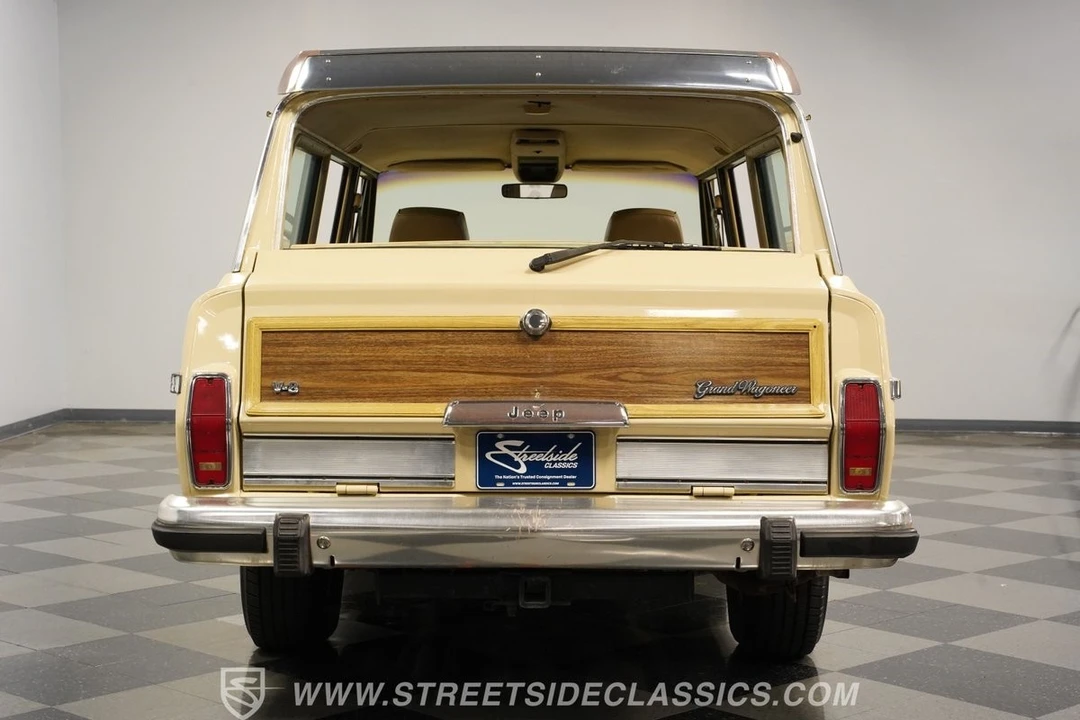 1989 Jeep SJ Wagoneer - Image 11 of 12