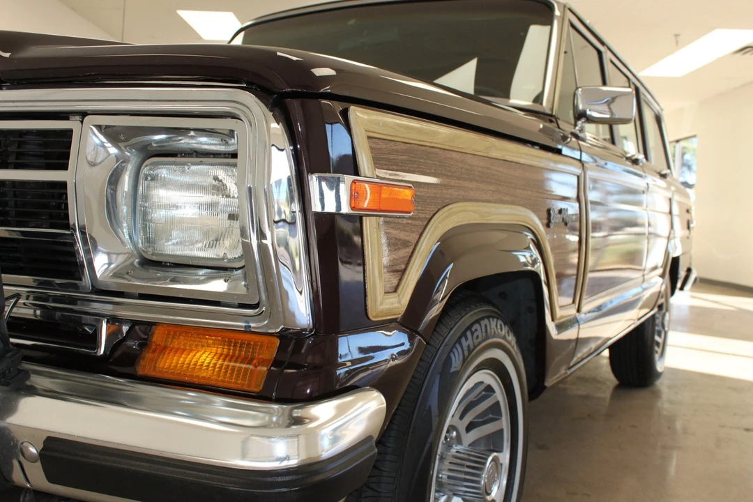 1989 Jeep SJ Wagoneer - Image 19 of 31