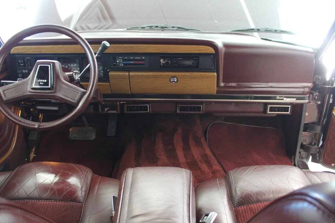 1989 Jeep SJ Wagoneer - Image 7 of 31