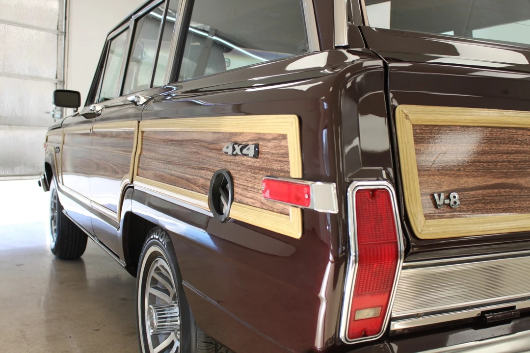 1989 Jeep SJ Wagoneer - Image 22 of 31