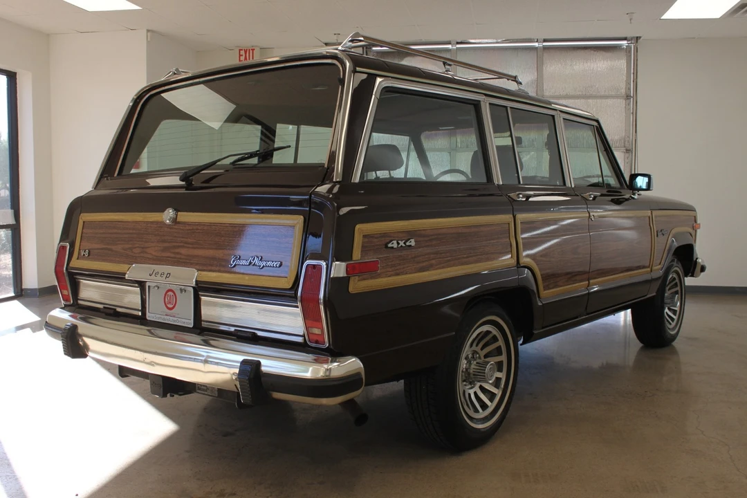 1989 Jeep SJ Wagoneer - Image 5 of 31