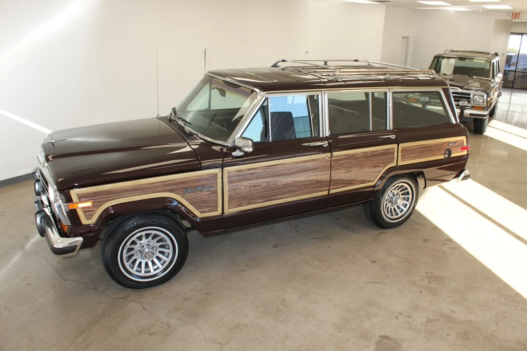 1989 Jeep SJ Wagoneer - Image 12 of 31
