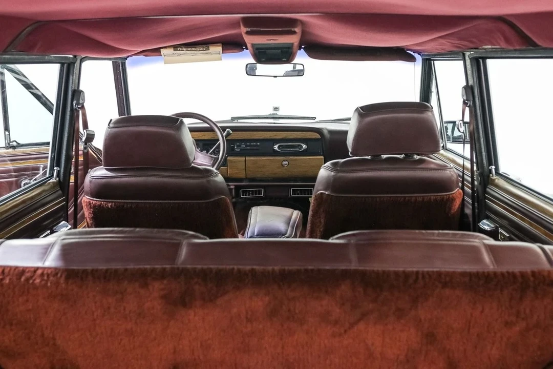1989 Jeep SJ Wagoneer - Image 17 of 21