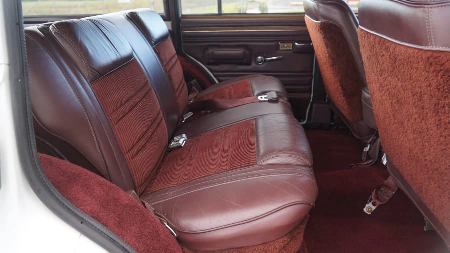 1989 Jeep XJ Wagoneer - Image 7 of 19