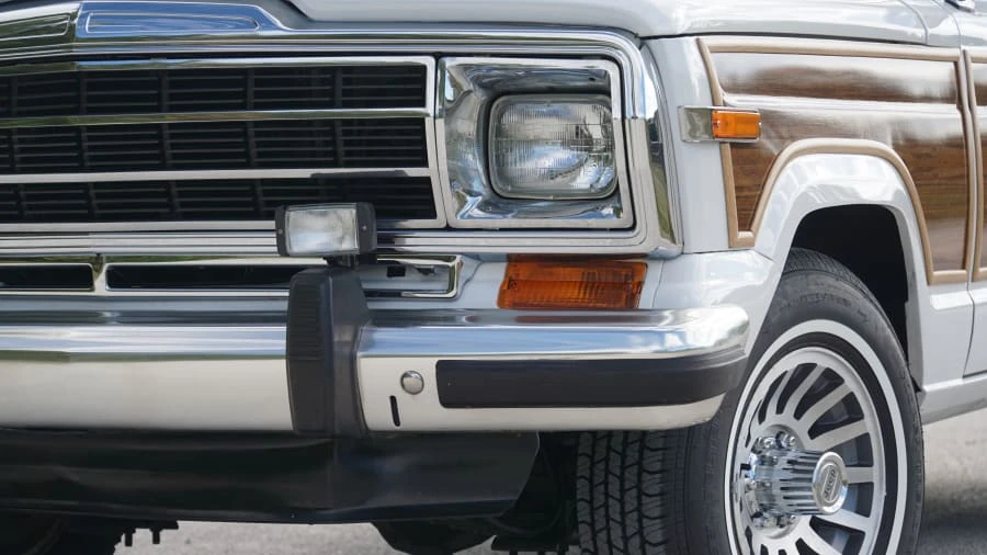 1989 Jeep XJ Wagoneer - Image 11 of 19