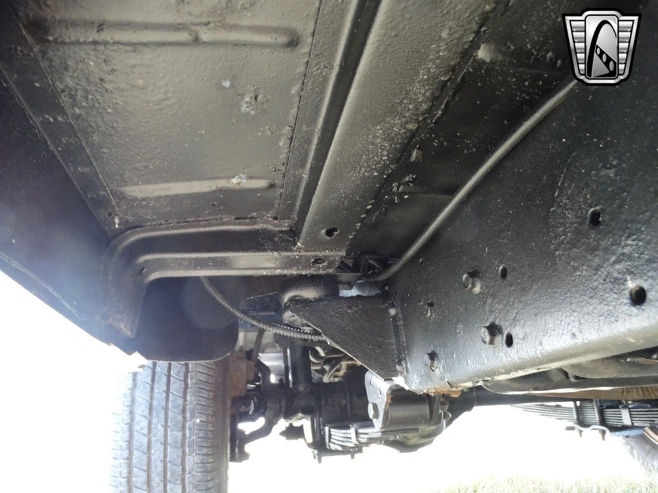 1989 Jeep SJ Wagoneer - Image 14 of 21