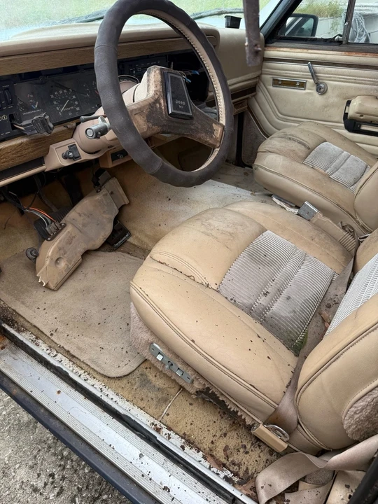 1989 Jeep SJ Wagoneer - Image 7 of 13