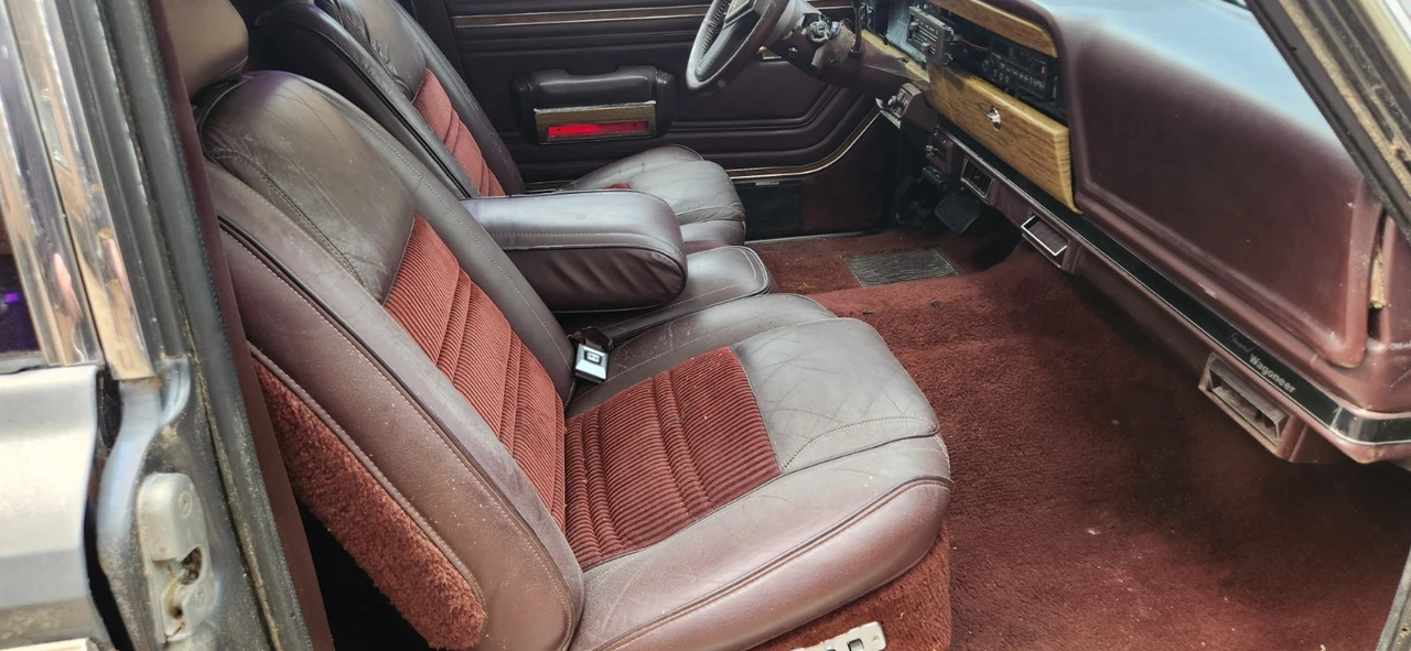 1989 Jeep Wagoneer - Image 5 of 25