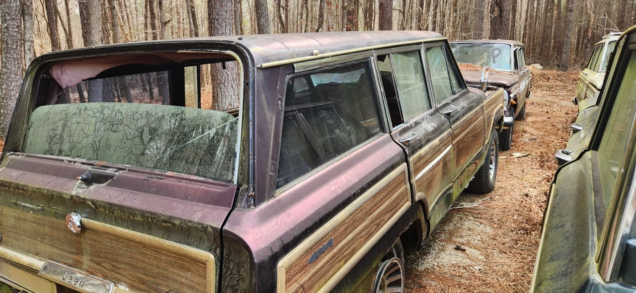 1989 Jeep Wagoneer - Image 8 of 25