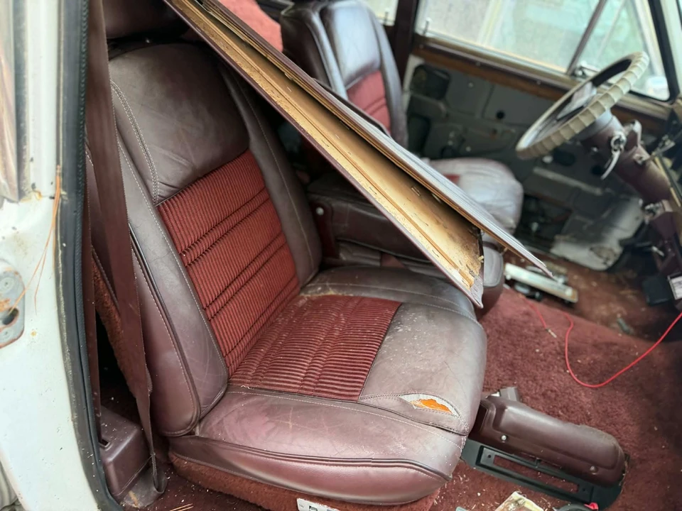 1989 Jeep Wagoneer - Image 20 of 25