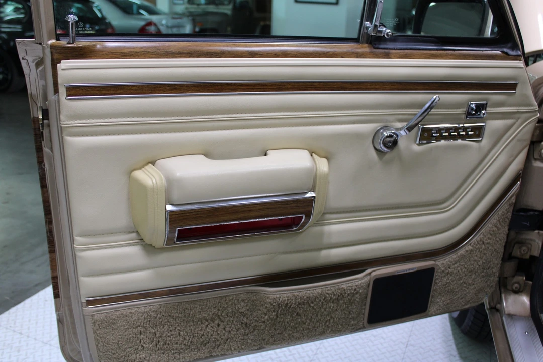 1989 Jeep SJ Wagoneer - Image 29 of 31