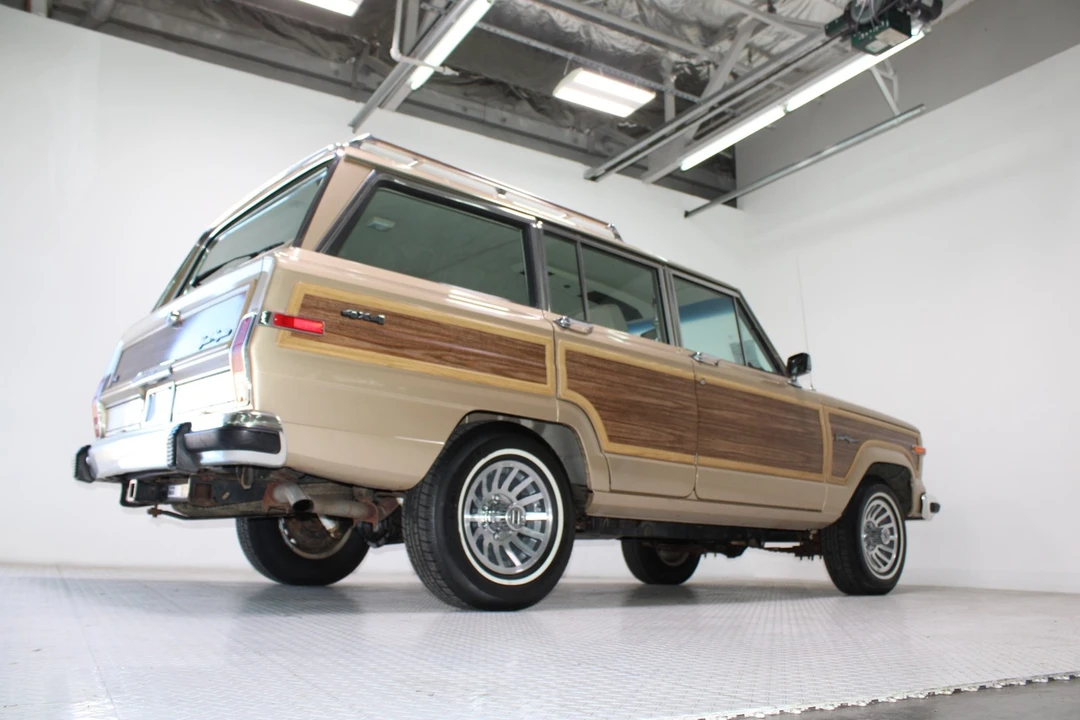 1989 Jeep SJ Wagoneer - Image 23 of 31