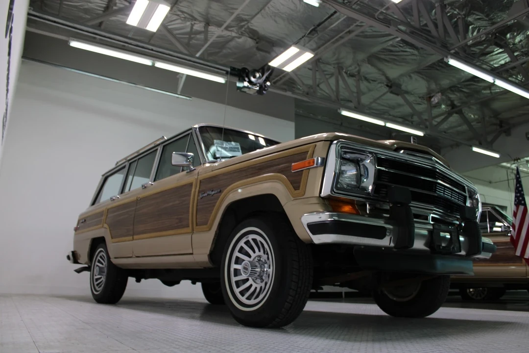 1989 Jeep SJ Wagoneer - Image 19 of 21