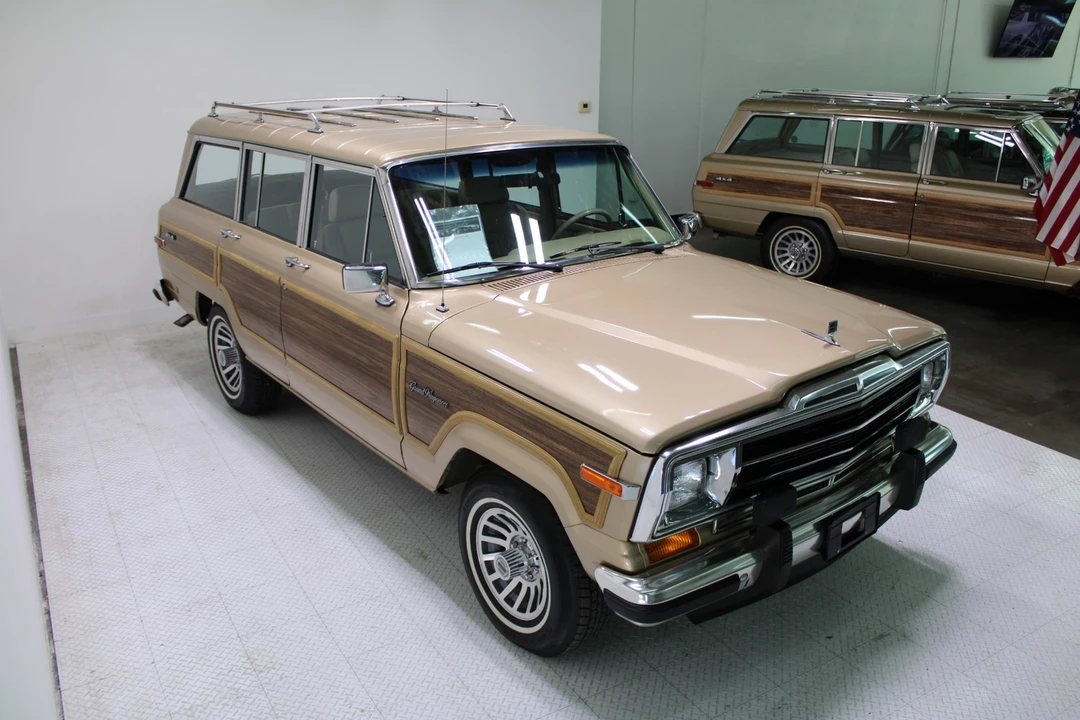 1989 Jeep SJ Wagoneer - Image 18 of 31