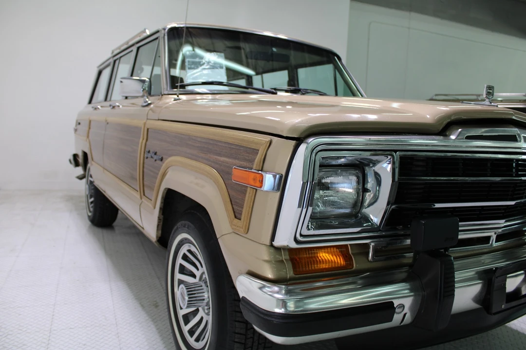1989 Jeep SJ Wagoneer - Image 14 of 31