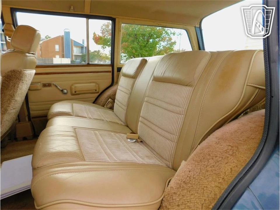1989 Jeep SJ Wagoneer - Image 14 of 31