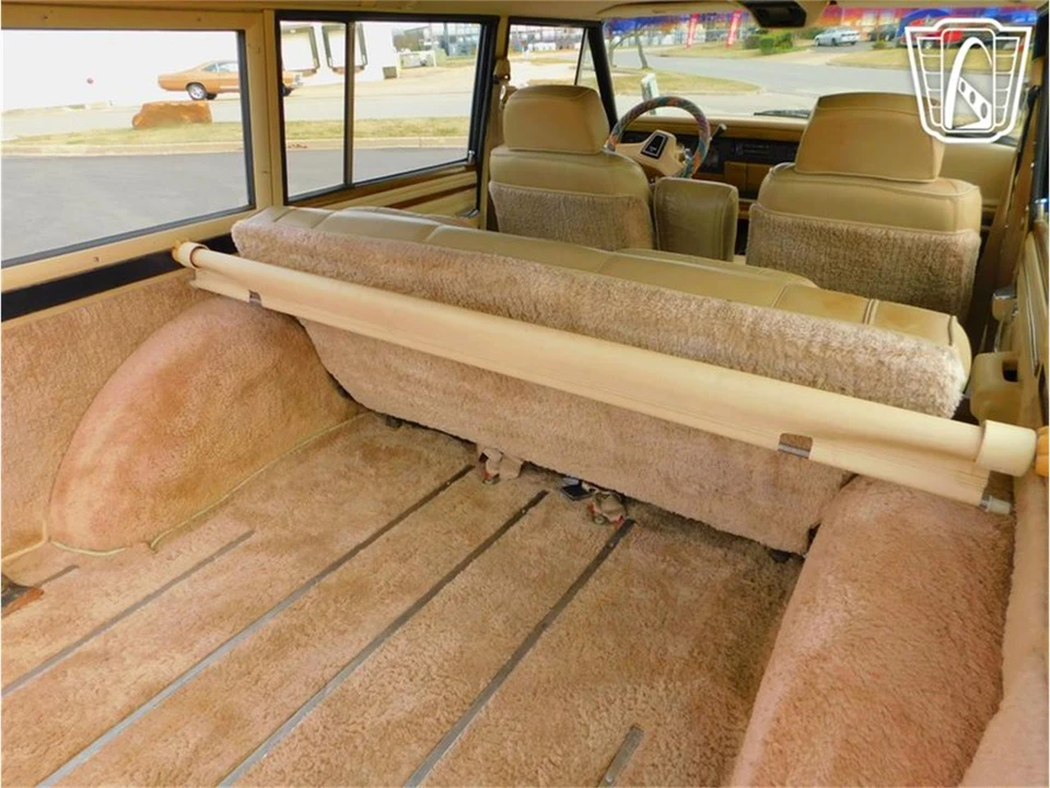 1989 Jeep SJ Wagoneer - Image 15 of 31