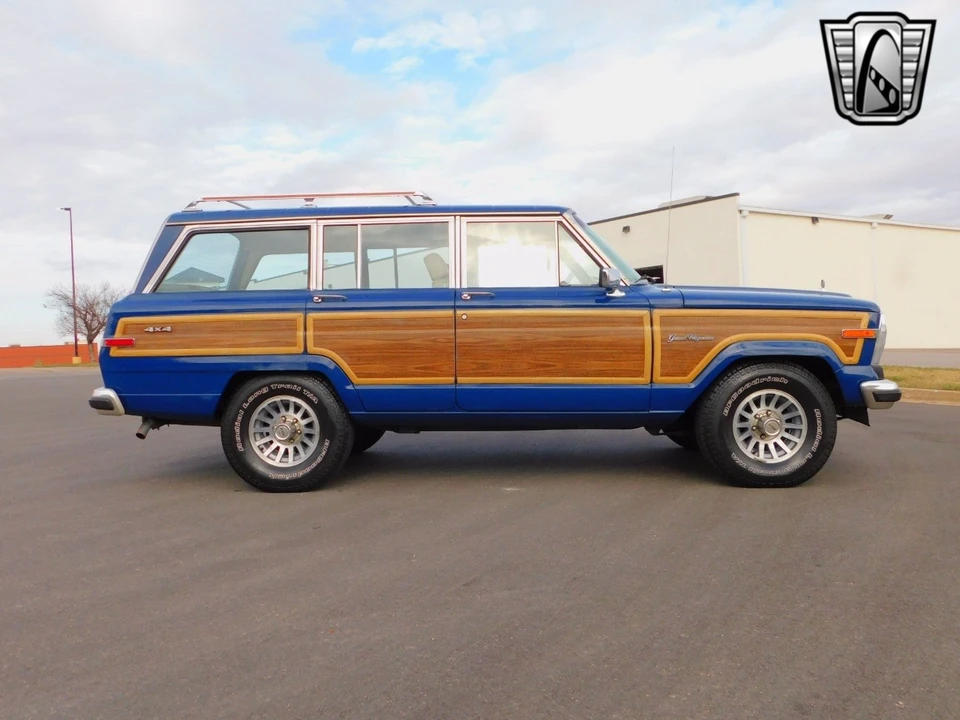 1989 Jeep SJ Wagoneer - Image 8 of 12