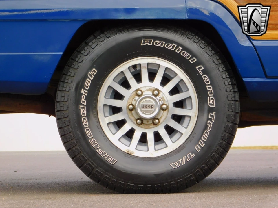 1989 Jeep SJ Wagoneer - Image 14 of 21