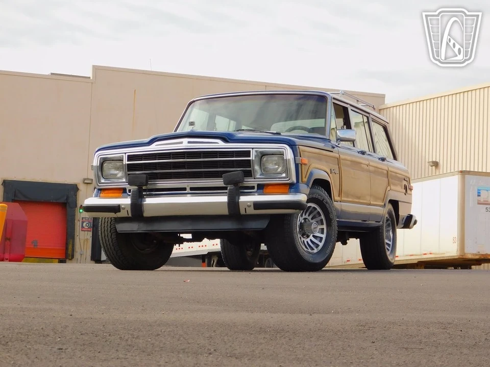 1989 Jeep SJ Wagoneer - Image 5 of 12