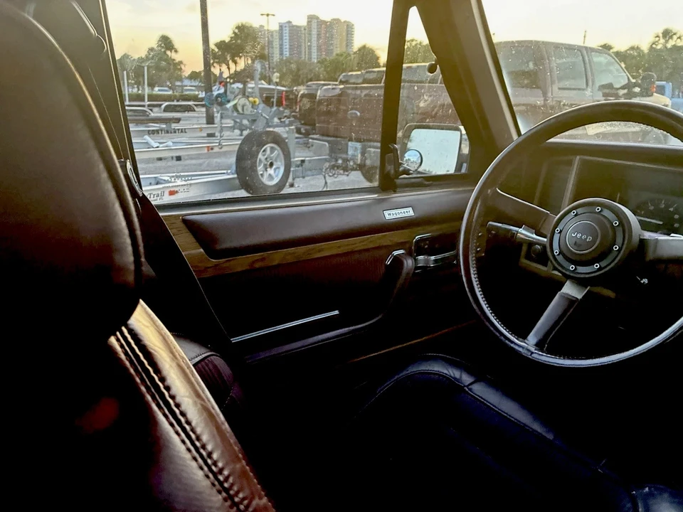1989 Jeep SJ Wagoneer - Image 2 of 14