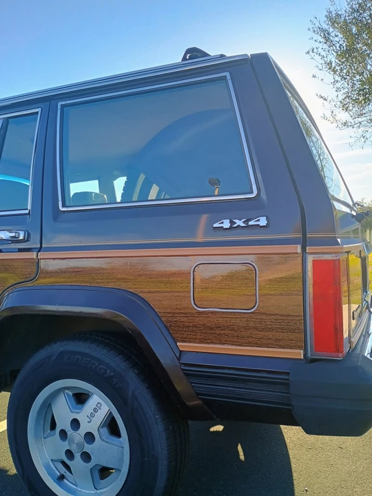 1989 Jeep XJ Wagoneer - Image 20 of 31