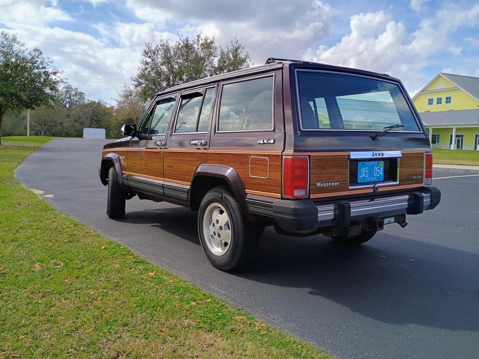 1989 Jeep XJ Wagoneer - Image 13 of 31
