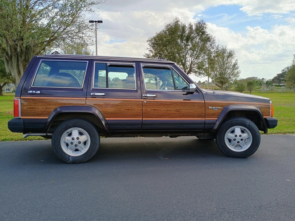 1989 Jeep XJ Wagoneer - Image 8 of 31