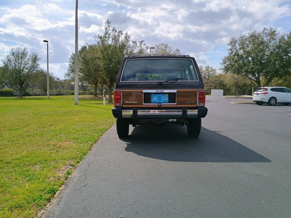 1989 Jeep XJ Wagoneer - Image 11 of 31