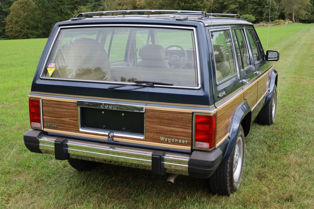 1989 Jeep XJ Wagoneer - Image 13 of 31
