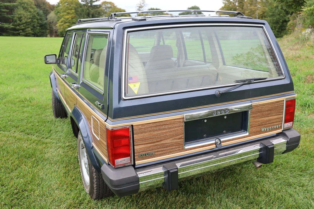 1989 Jeep XJ Wagoneer - Image 15 of 31