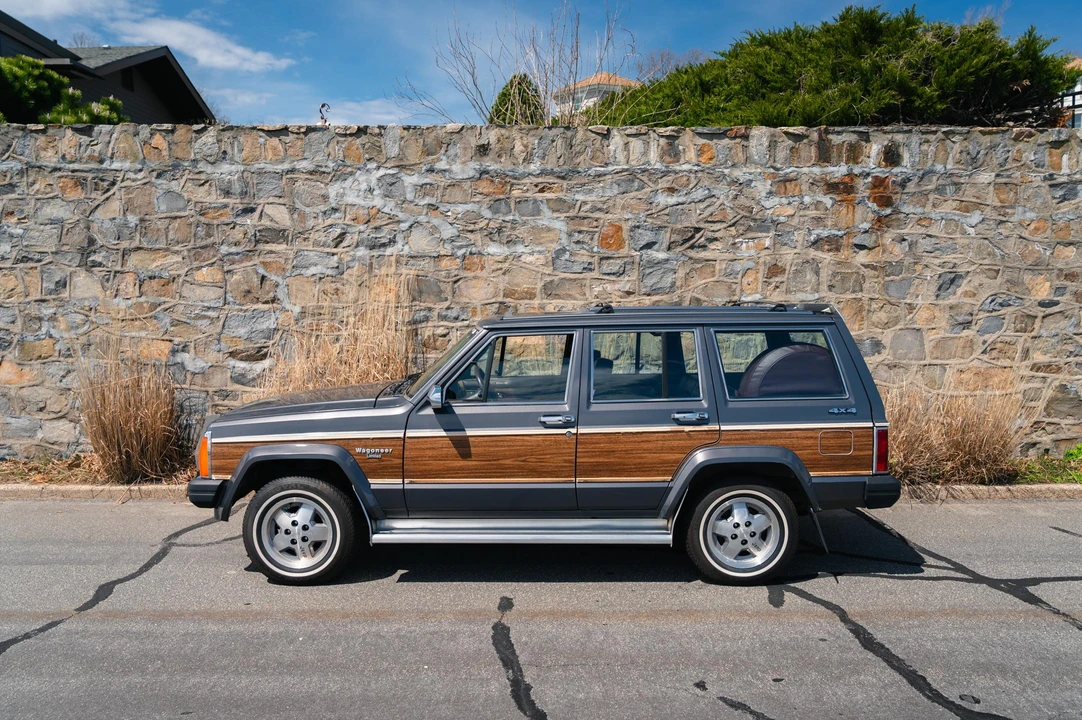 1989 Jeep XJ Wagoneer - Image 7 of 31
