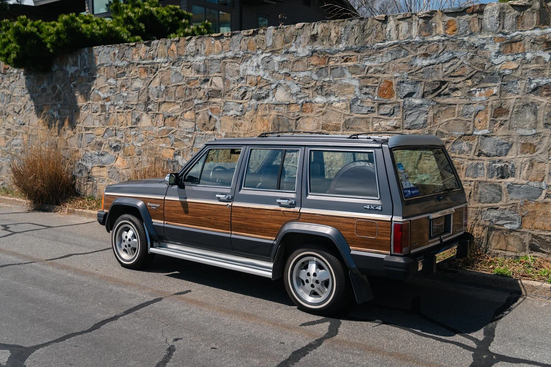 1989 Jeep XJ Wagoneer - Image 8 of 31