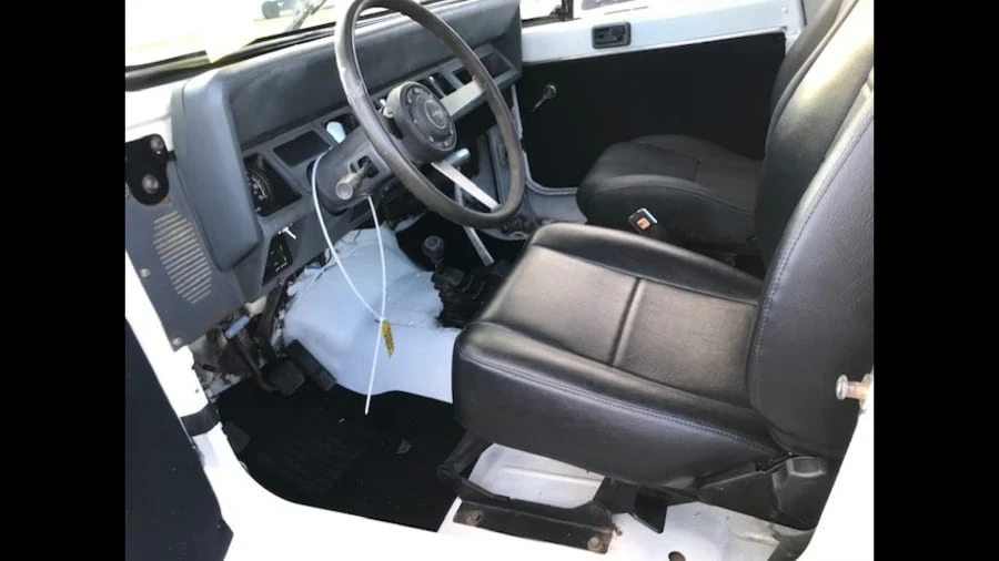 1989 Jeep YJ Wrangler - Image 3 of 3
