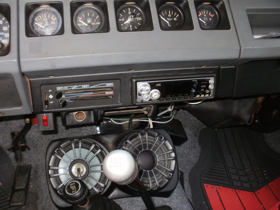 1989 Jeep YJ Wrangler - Image 17 of 21