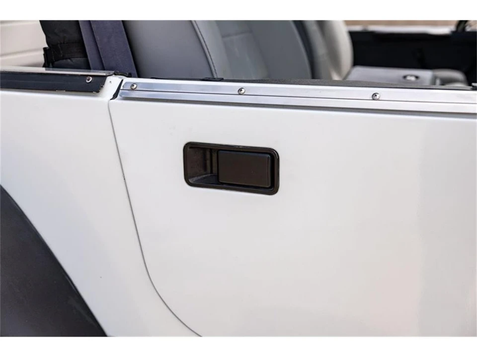 1989 Jeep YJ Wrangler - Image 28 of 31