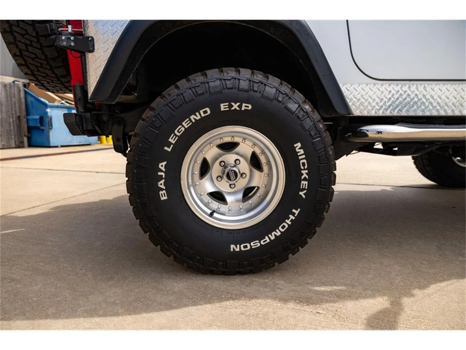 1989 Jeep YJ Wrangler - Image 27 of 31