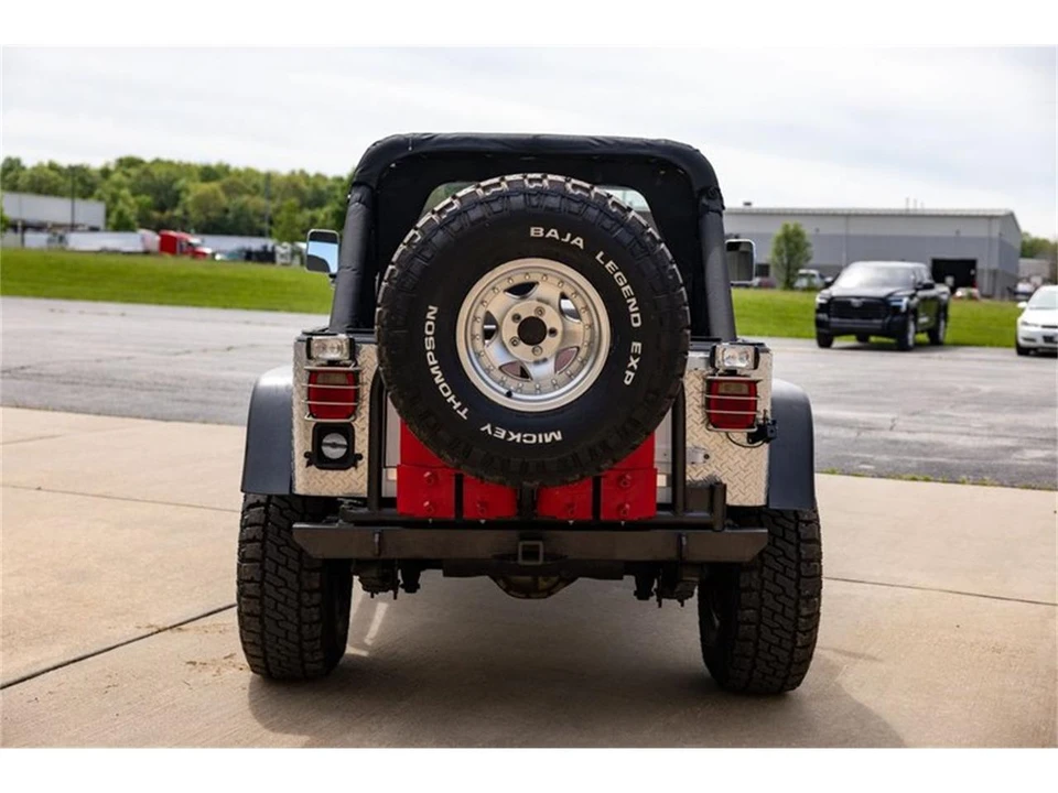 1989 Jeep YJ Wrangler - Image 6 of 31