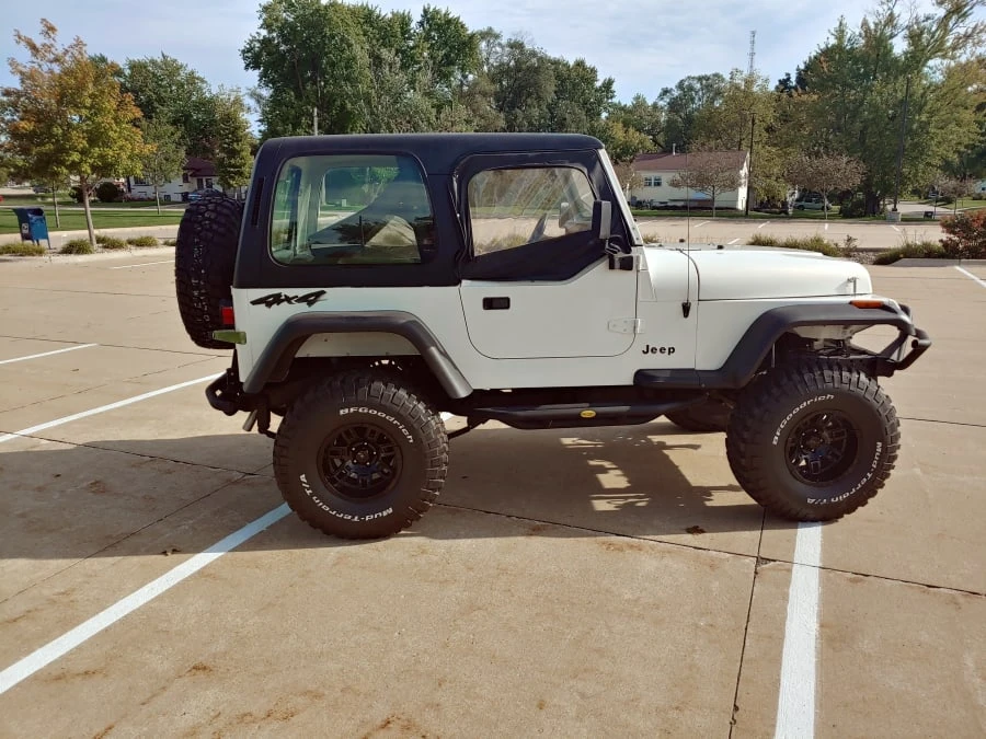 1989 Jeep YJ Wrangler - Image 9 of 10