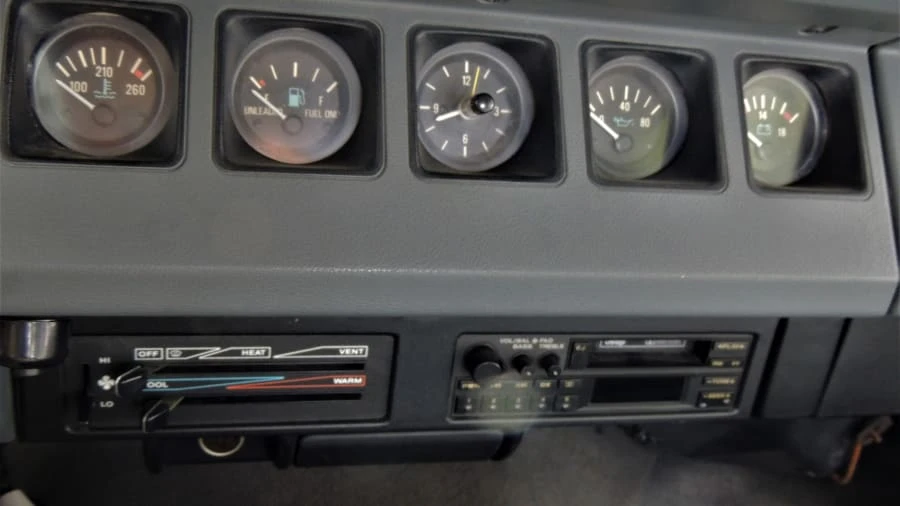1989 Jeep YJ Wrangler - Image 17 of 21