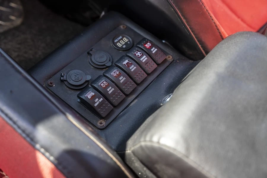 1989 Jeep YJ Wrangler - Image 30 of 31