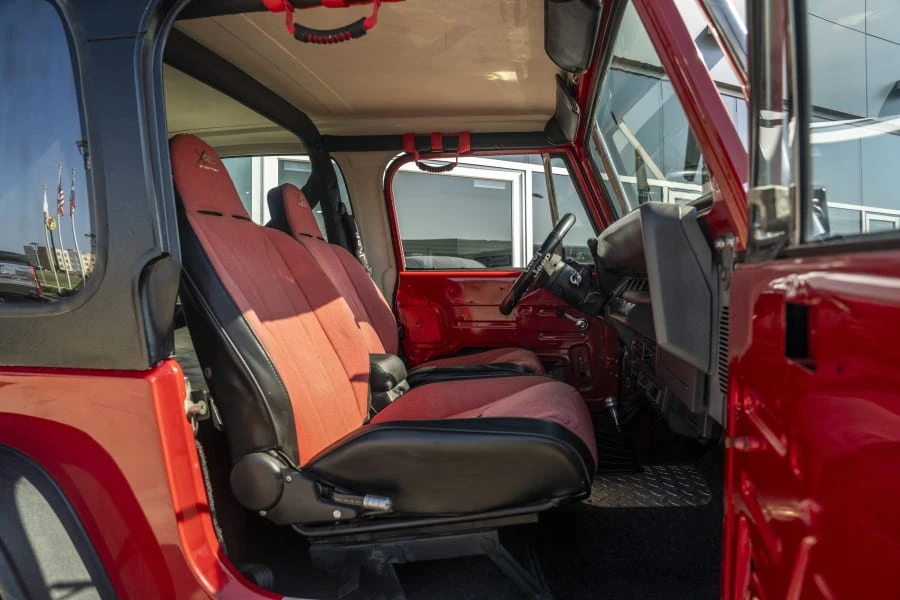1989 Jeep YJ Wrangler - Image 24 of 31